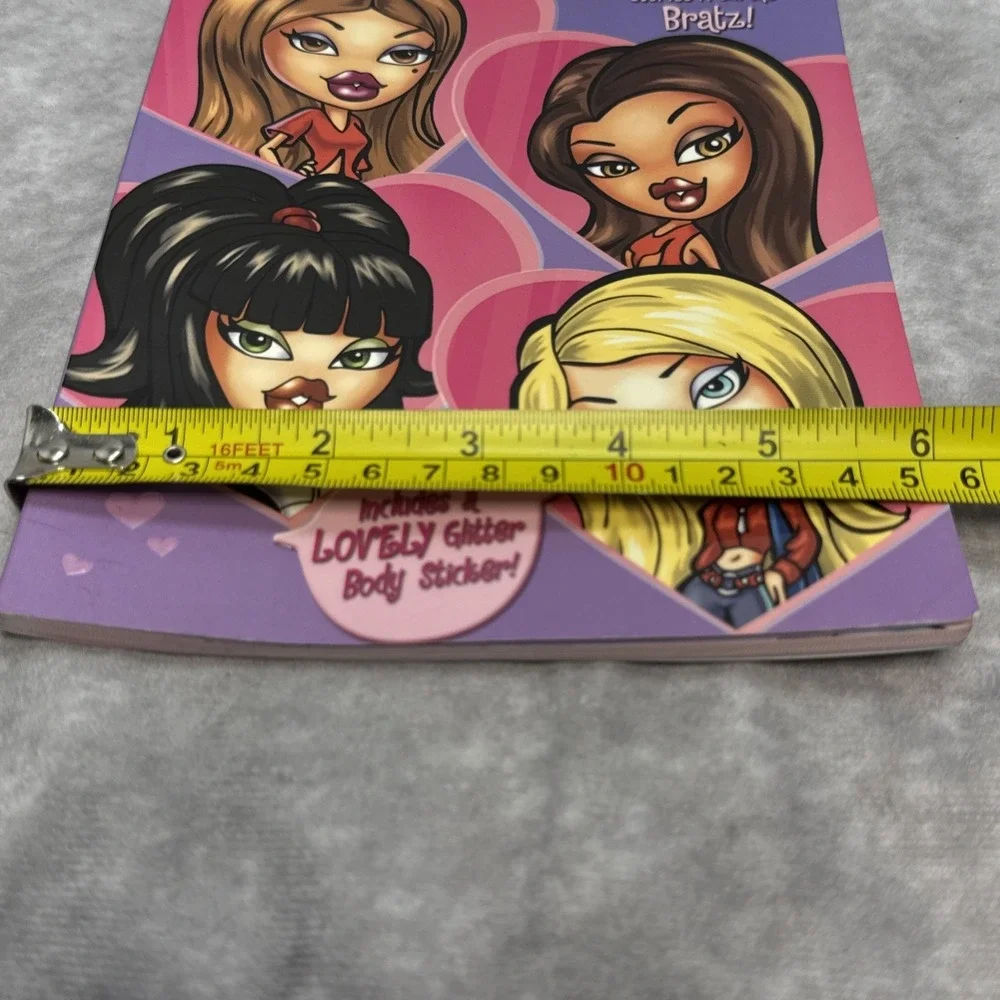2003 Bratz: Love Is in the Air! Valentine's Day Stories from the Bratz Y2K Book